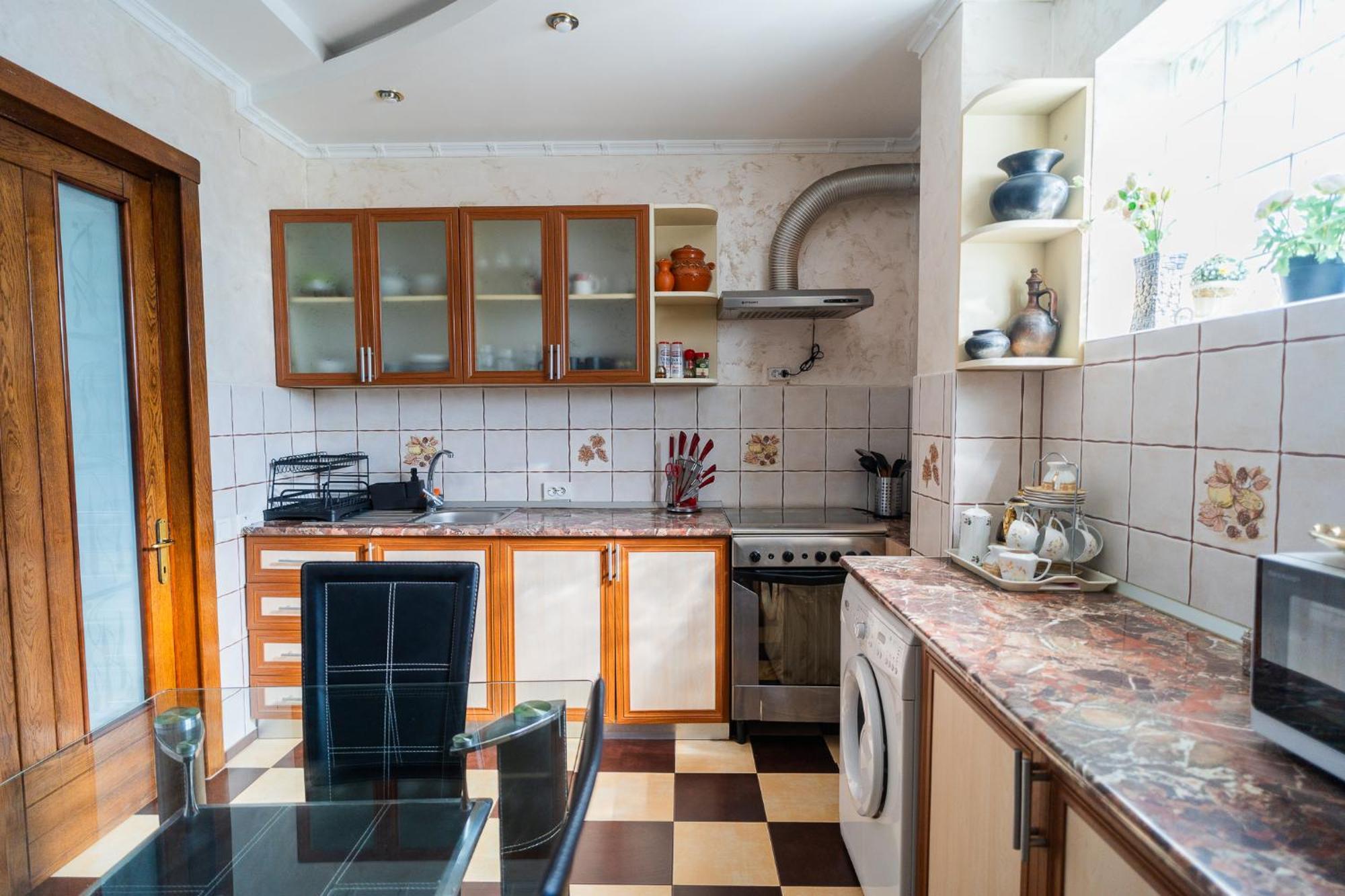 Luxurious Villa With Lush Garden And Huge Terrace Near Herastrau Park 布加勒斯特 外观 照片